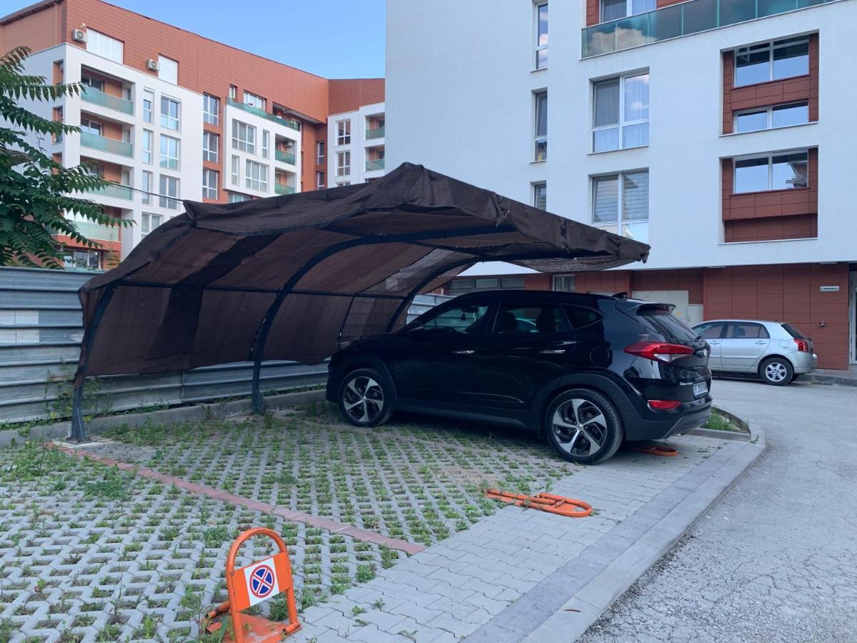Happy Town Apartments Veliko Tarnovo Luaran gambar