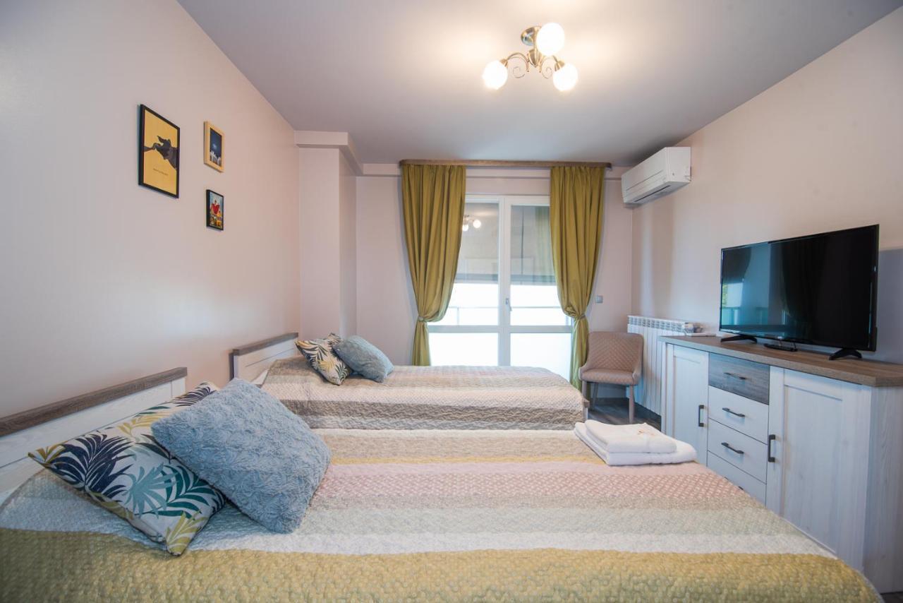 Happy Town Apartments Veliko Tarnovo Luaran gambar