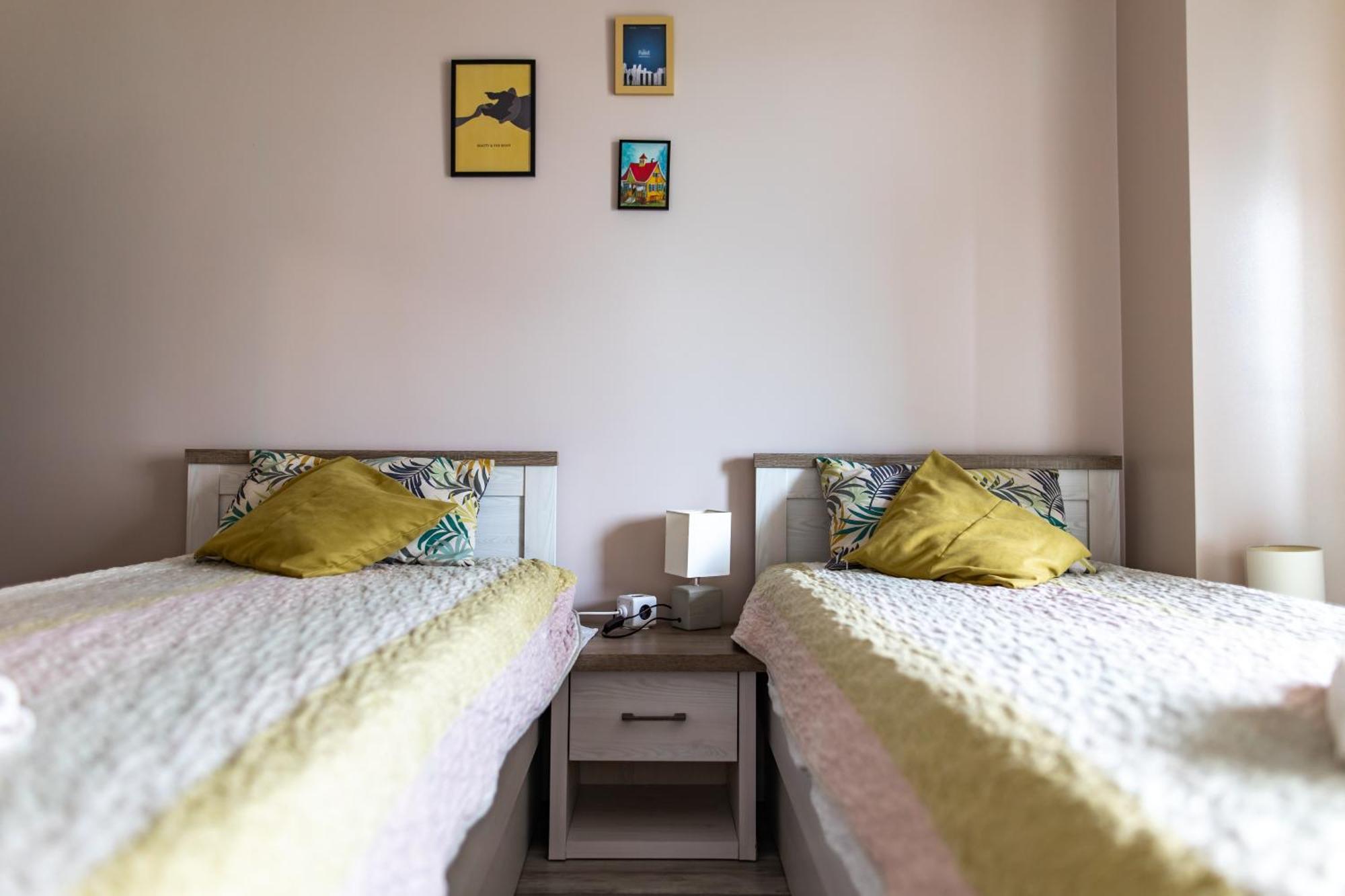 Happy Town Apartments Veliko Tarnovo Luaran gambar