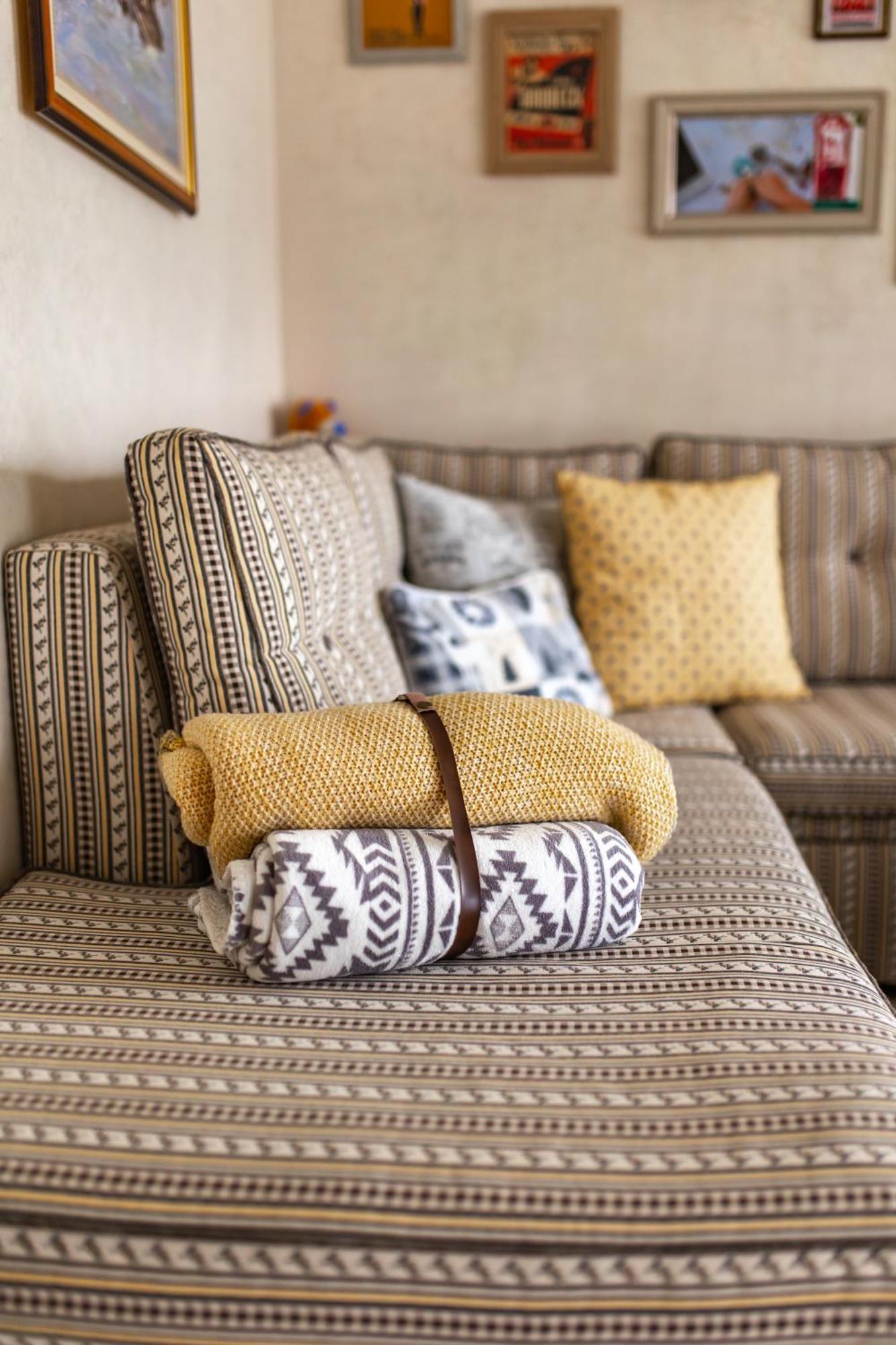 Happy Town Apartments Veliko Tarnovo Luaran gambar